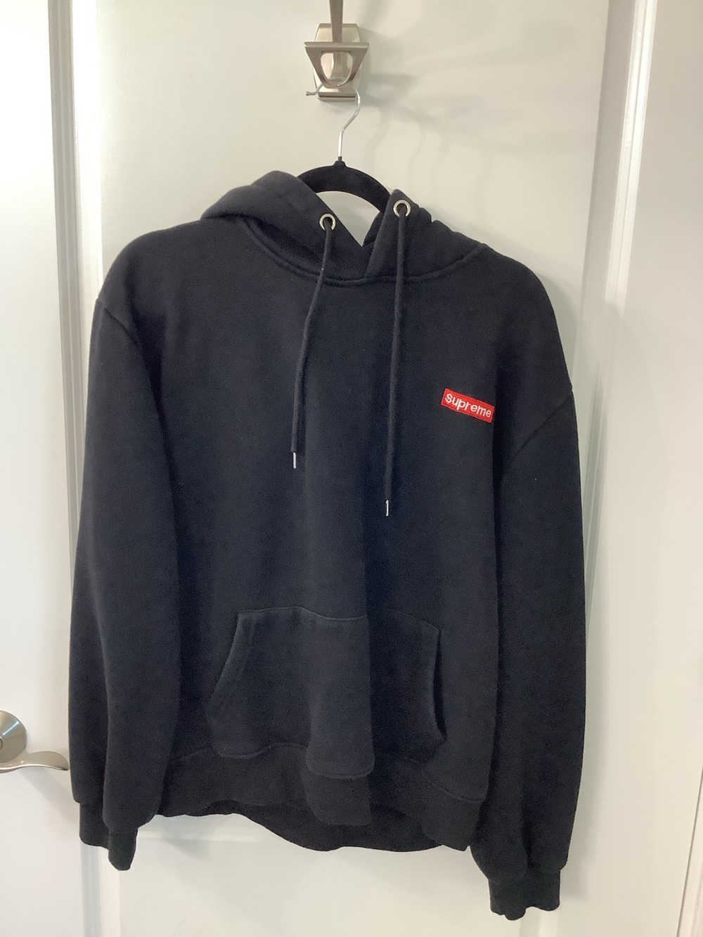 Supreme Hoodie size XL - Picture 2 of 4